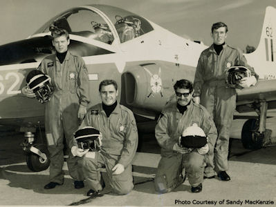 1970 ground crew in front of XW304 / 62